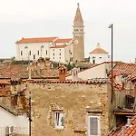 Apartments Vila Piranesi